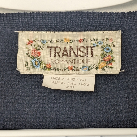 VINTAGE 1990 Women Sweater Made In Hong Kong Size M 100% Wool Winter Vibes - Picture 6 of 11